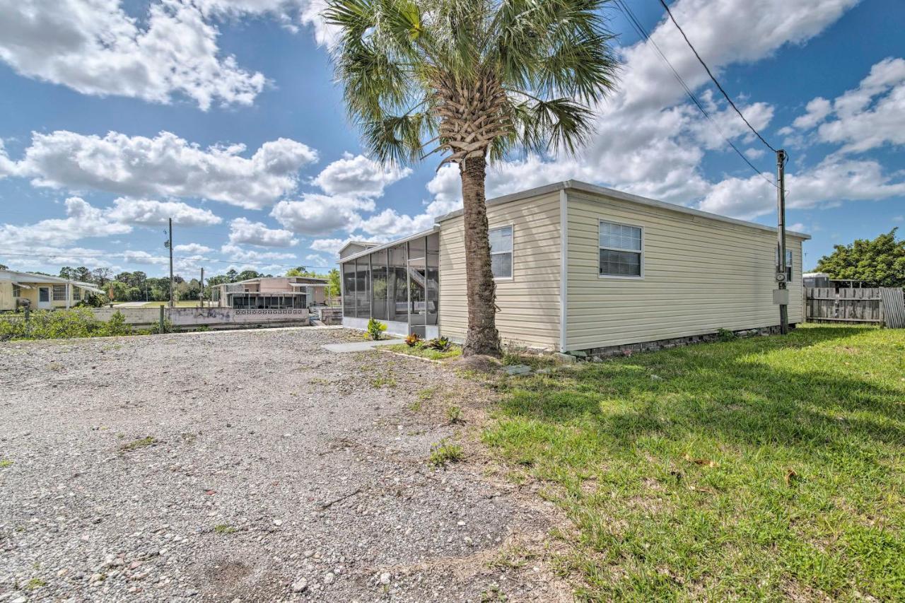 Sunny Hudson Escape With Gulf Views And Boat Dock Villa Exterior photo